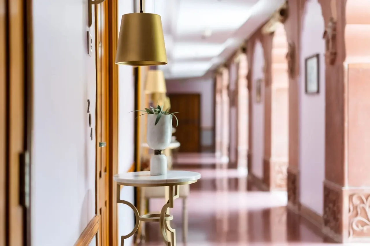 Kiryrahotel Retreat interior corridor